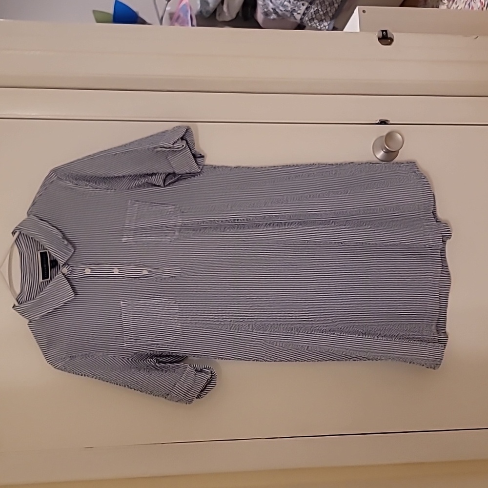 A set of 2 Shirt Shirt Dresses